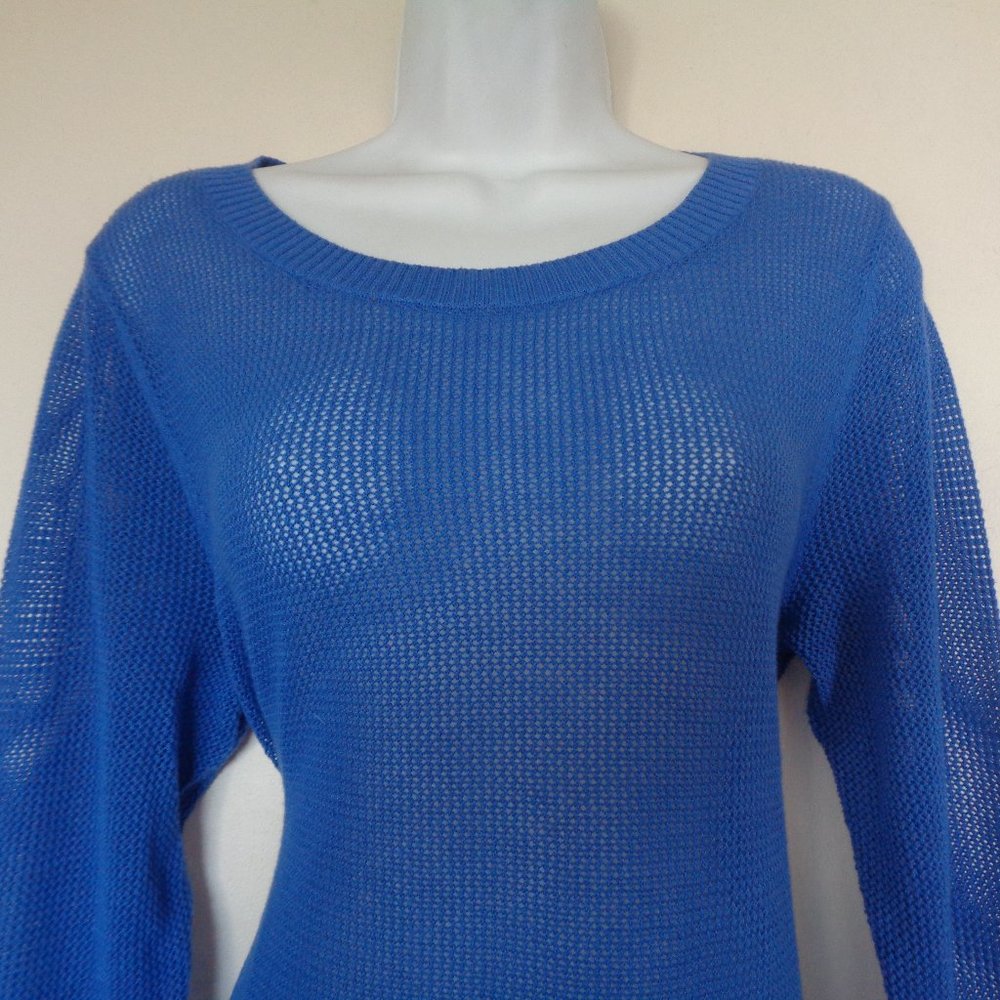 T by Talbots Women's Blue Open Knit Crew Neck Sweater Medium